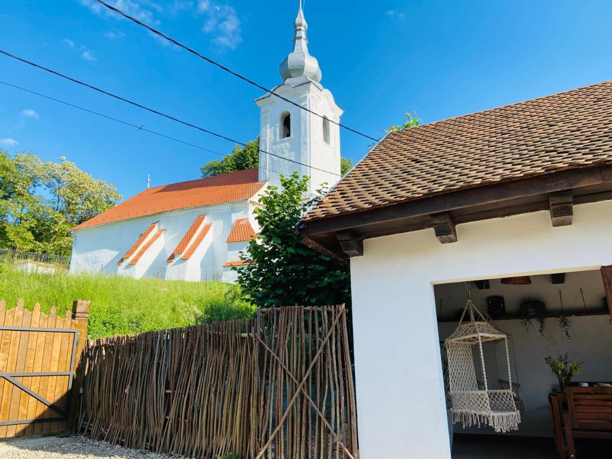 Slow Living Cottage, Dobolii De Sus Exterior foto